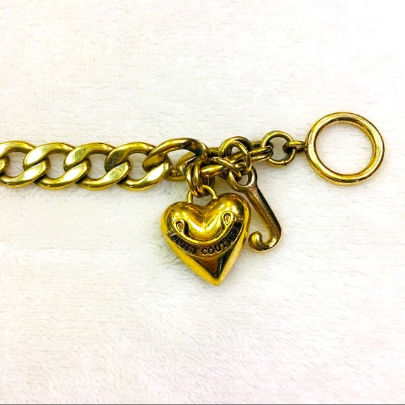 Juicy Couture Jewelry - 👑Juicy Couture charm bracelet